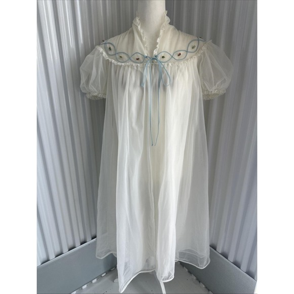 1960S Vintage Peignoir Robe Floral, Sheer Lace, Puffy Sleeves Size S/M - Picture 2 of 11